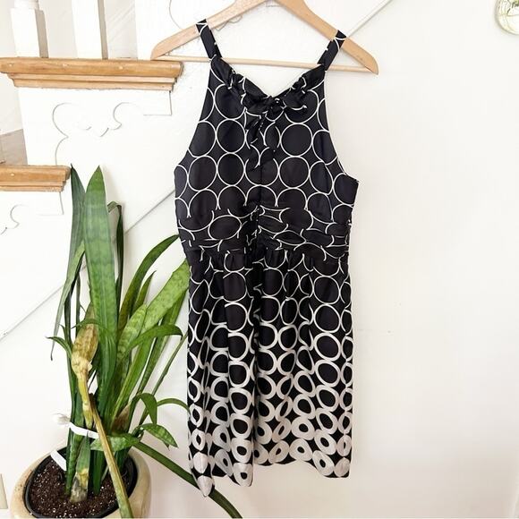 White House Black Market Silk Sheath Dress Geometric Print Sleeveless Size 12 - Picture 6 of 7
